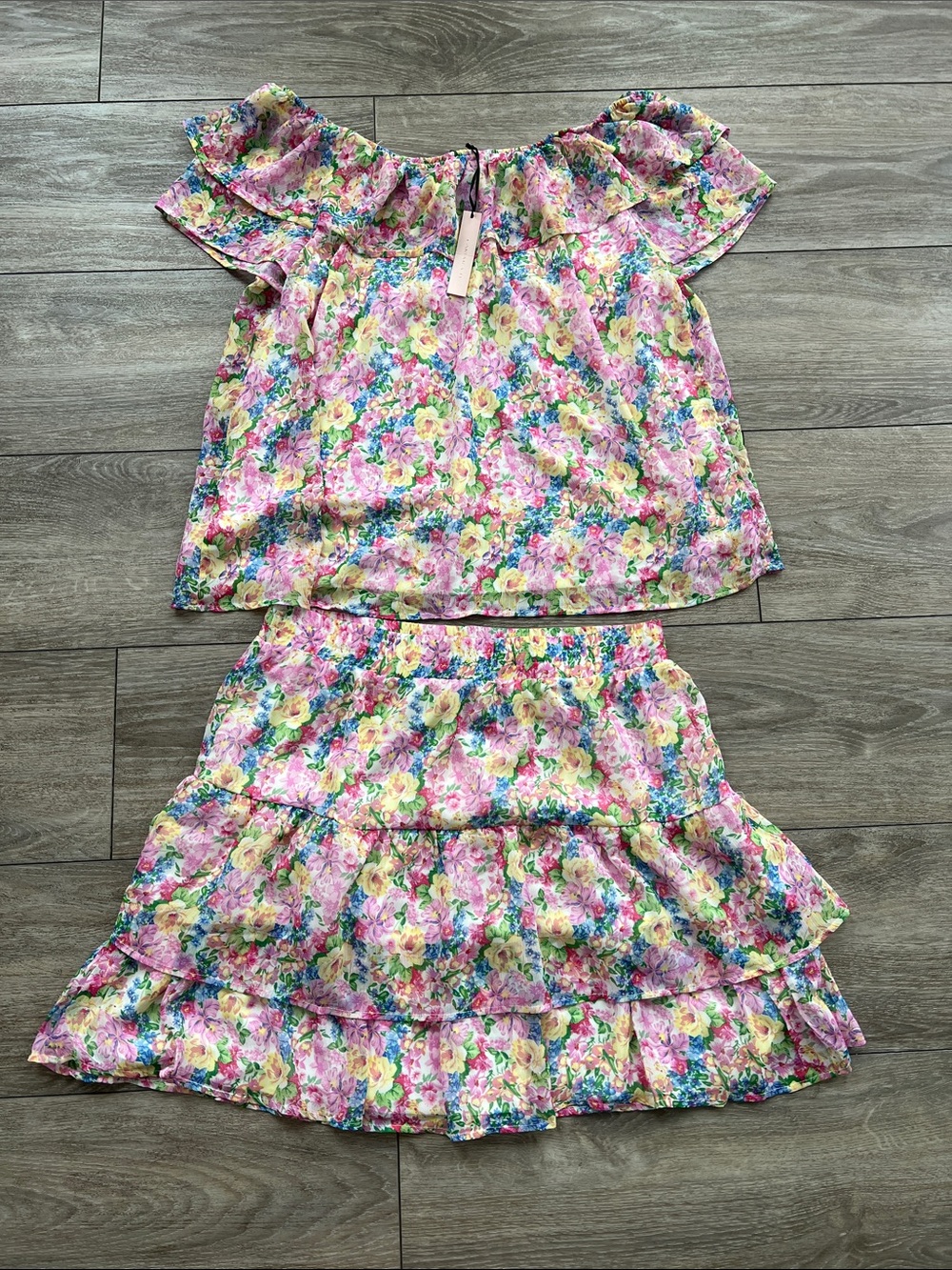NEW Floral Ruffle Two-Piece Skirt and Top Set -